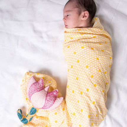 GOTS Organic Baby Swaddle | Soft Cotton Blanket | GenTree Home