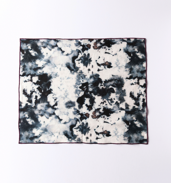 Goldie Home Grey Marble linen placemat, 15 x 18 inches