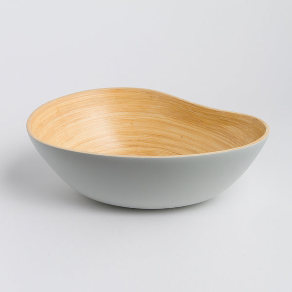 SOAI bamboo serving bowl, hand-crafted artisan tableware with sustainable non-toxic finish."