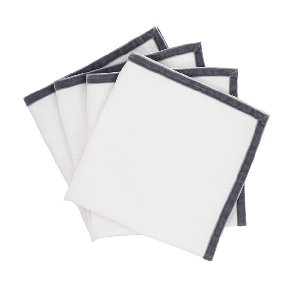 Chouchou Touch linen napkins with silver velvet borders, set of 4